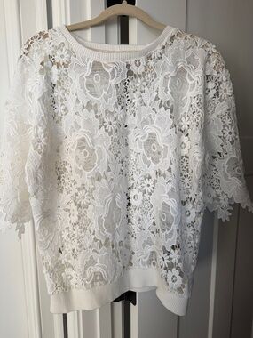dolan White Floral Lace Short Sleeve Sweatshirt